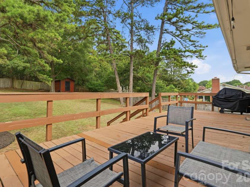 2080 South Point Road, Belmont, NC 28012.  MLS# CAR4404063, YatesRealty ID 37691. 