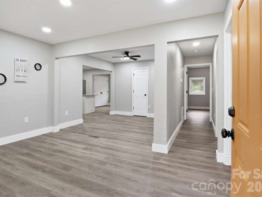 149 Melrose Drive, Concord, NC 28025.  MLS# CAR4402851, YatesRealty ID 37692. 