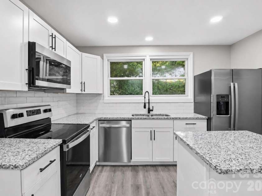 149 Melrose Drive, Concord, NC 28025.  MLS# CAR4402851, YatesRealty ID 37692. 