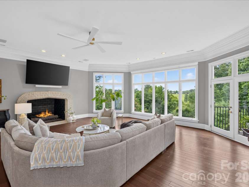 6812 Linkside Court, Charlotte, NC 28277.  MLS# CAR4402893, YatesRealty ID 37693. 