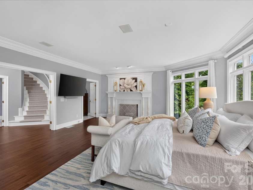 6812 Linkside Court, Charlotte, NC 28277.  MLS# CAR4402893, YatesRealty ID 37693. 