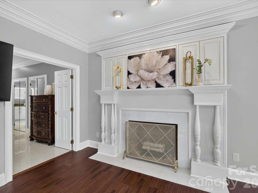 6812 Linkside Court, Charlotte, NC 28277.  MLS# CAR4402893, YatesRealty ID 37693. 
