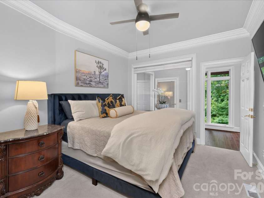 6812 Linkside Court, Charlotte, NC 28277.  MLS# CAR4402893, YatesRealty ID 37693. 