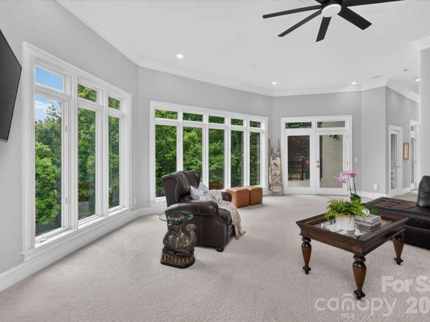 6812 Linkside Court, Charlotte, NC 28277.  MLS# CAR4402893, YatesRealty ID 37693. 