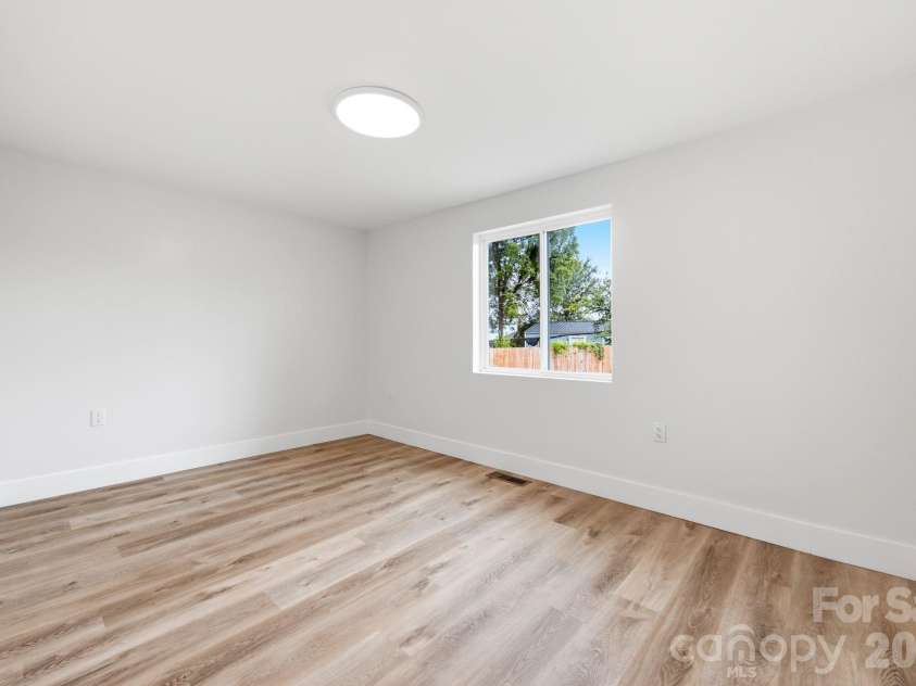 285 Cherry Street, Rock Hill, SC 29730.  MLS# CAR4404274, YatesRealty ID 37695. 