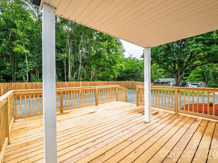 285 Cherry Street, Rock Hill, SC 29730.  MLS# CAR4404274, YatesRealty ID 37695. 