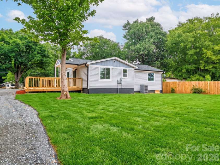 285 Cherry Street, Rock Hill, SC 29730.  MLS# CAR4404274, YatesRealty ID 37695. 