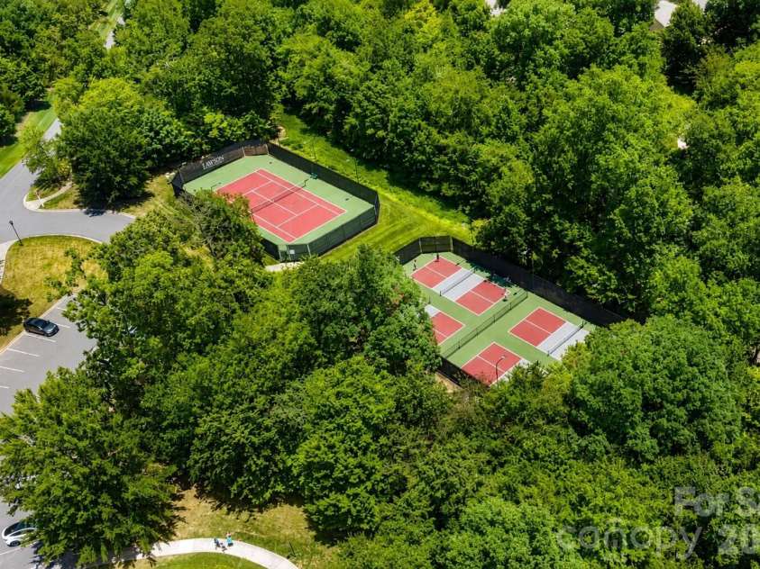 2656 Southern Trace Drive, Waxhaw, NC 28173.  MLS# CAR4399759, YatesRealty ID 37696. 
