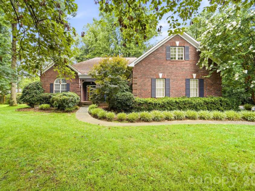 15002 Dexter Lemmond Court, Charlotte, NC 28227.  MLS# CAR4404567, YatesRealty ID 37697. 