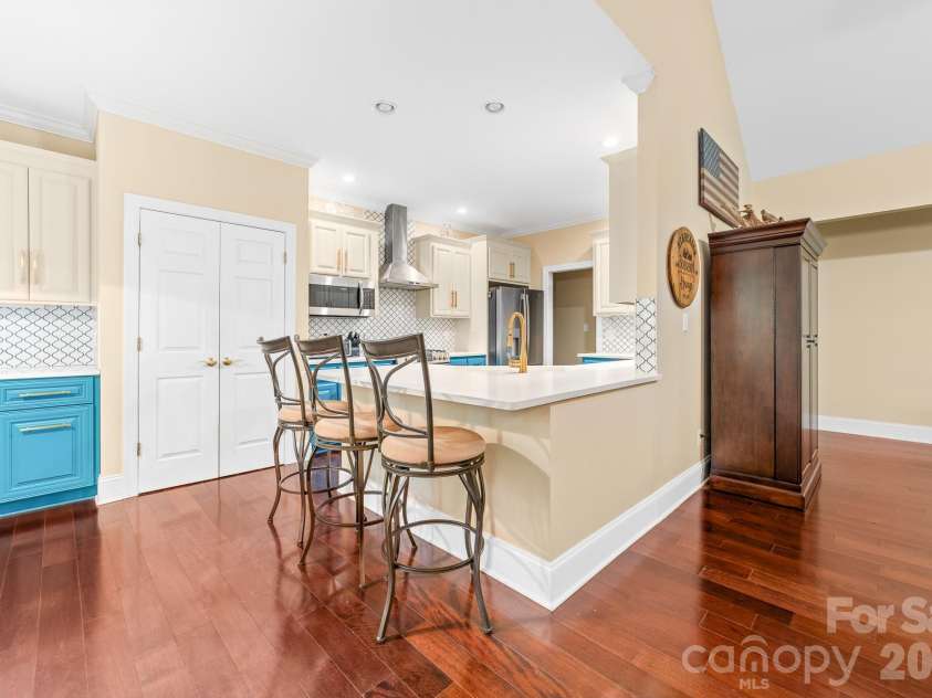 15002 Dexter Lemmond Court, Charlotte, NC 28227.  MLS# CAR4404567, YatesRealty ID 37697. 