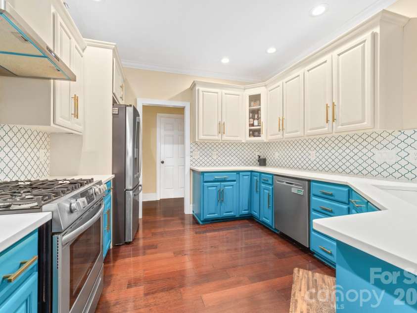 15002 Dexter Lemmond Court, Charlotte, NC 28227.  MLS# CAR4404567, YatesRealty ID 37697. 