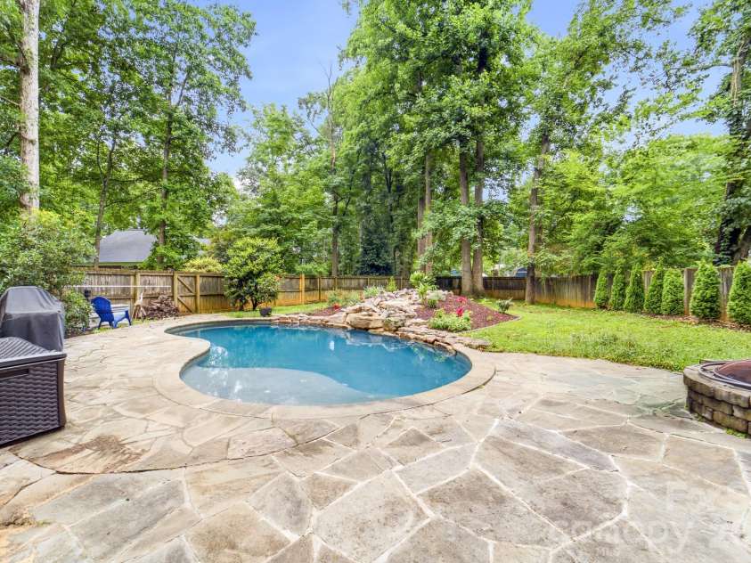 15002 Dexter Lemmond Court, Charlotte, NC 28227.  MLS# CAR4404567, YatesRealty ID 37697. 