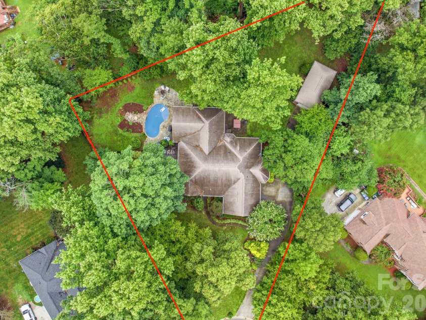15002 Dexter Lemmond Court, Charlotte, NC 28227.  MLS# CAR4404567, YatesRealty ID 37697. 