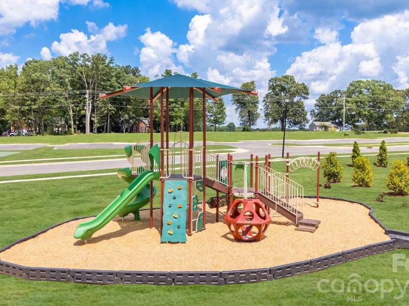 212 Northern Star Drive, Monroe, NC 28110.  MLS# CAR4404291, YatesRealty ID 37698. 