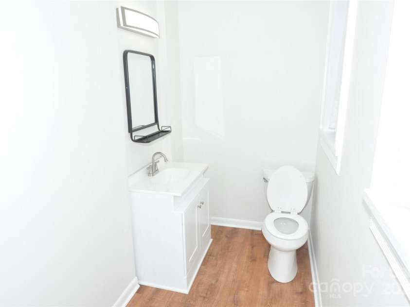 152 Saluda Street, Chester, SC 29706.  MLS# CAR4313339, YatesRealty ID 377. 