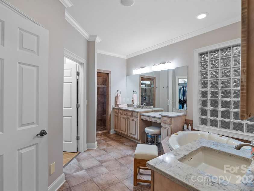 249 Pine Mountain Trail, Brevard, NC 28712.  MLS# CAR4321660, YatesRealty ID 377. 