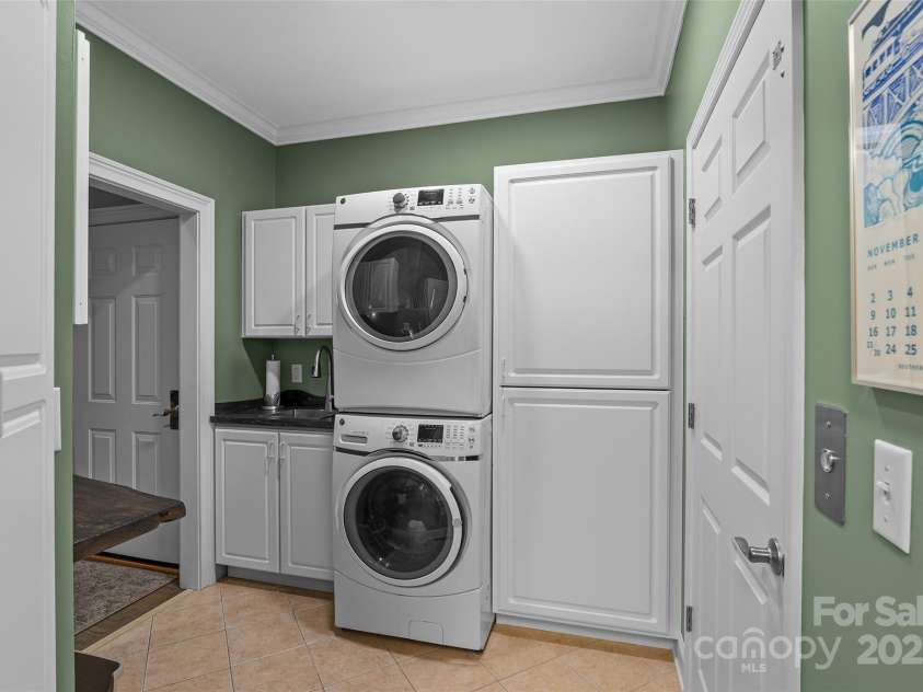 249 Pine Mountain Trail, Brevard, NC 28712.  MLS# CAR4321660, YatesRealty ID 377. 