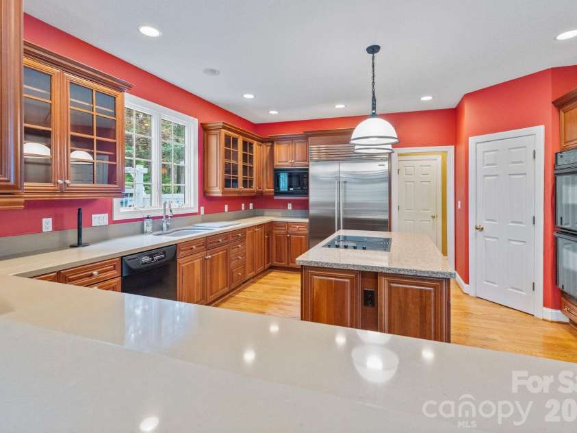 107 Windsong Drive Extension, Fairview, NC 28730.  MLS# CAR4395171, YatesRealty ID 37701. 