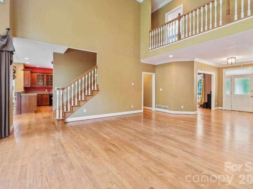 107 Windsong Drive Extension, Fairview, NC 28730.  MLS# CAR4395171, YatesRealty ID 37701. 