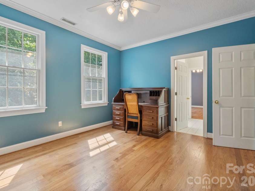 107 Windsong Extension, Fairview, NC 28730.  MLS# CAR4395171, YatesRealty ID 37701. 