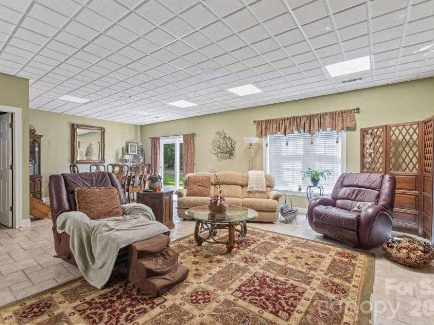 107 Windsong Extension, Fairview, NC 28730.  MLS# CAR4395171, YatesRealty ID 37701. 
