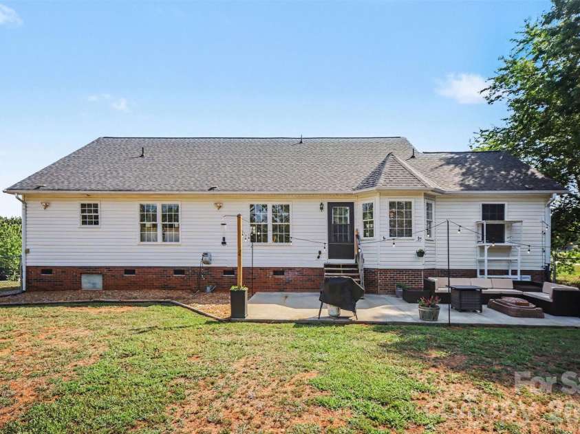 137 Chambwood Lane, Shelby, NC 28152.  MLS# CAR4400960, YatesRealty ID 37705. Backyard