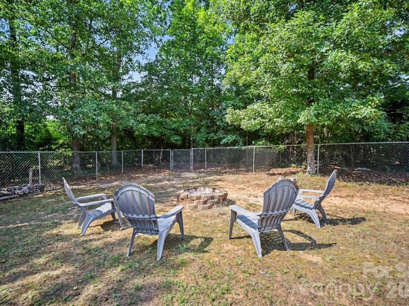 137 Chambwood Lane, Shelby, NC 28152.  MLS# CAR4400960, YatesRealty ID 37705. Backyard