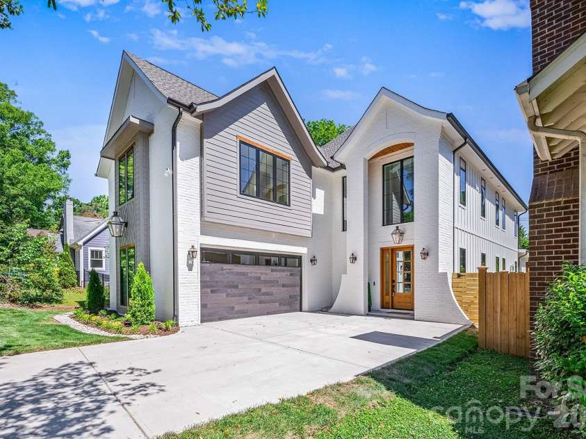 2541 Shenandoah Avenue, Charlotte, NC 28205.  MLS# CAR4372508, YatesRealty ID 37708. 