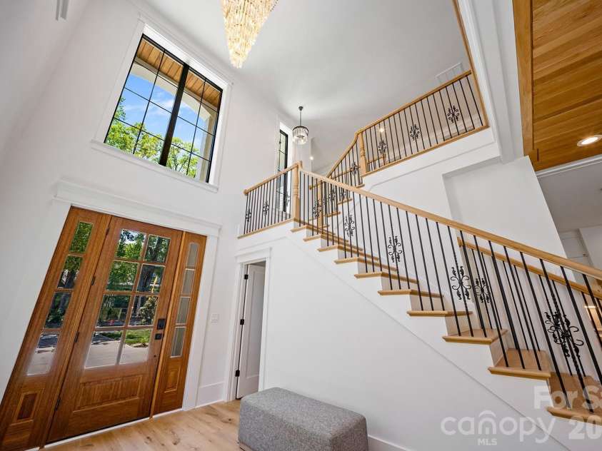 2541 Shenandoah Avenue, Charlotte, NC 28205.  MLS# CAR4372508, YatesRealty ID 37708. 