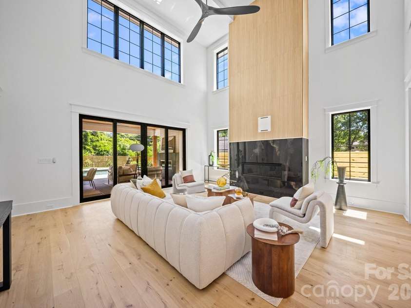 2541 Shenandoah Avenue, Charlotte, NC 28205.  MLS# CAR4372508, YatesRealty ID 37708. 