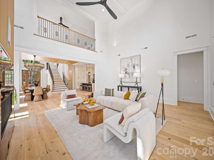 2541 Shenandoah Avenue, Charlotte, NC 28205.  MLS# CAR4372508, YatesRealty ID 37708. 