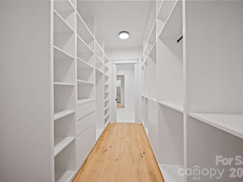 2541 Shenandoah Avenue, Charlotte, NC 28205.  MLS# CAR4372508, YatesRealty ID 37708. 