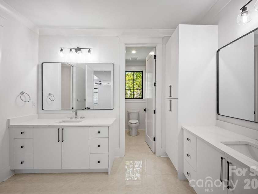 2541 Shenandoah Avenue, Charlotte, NC 28205.  MLS# CAR4372508, YatesRealty ID 37708. 
