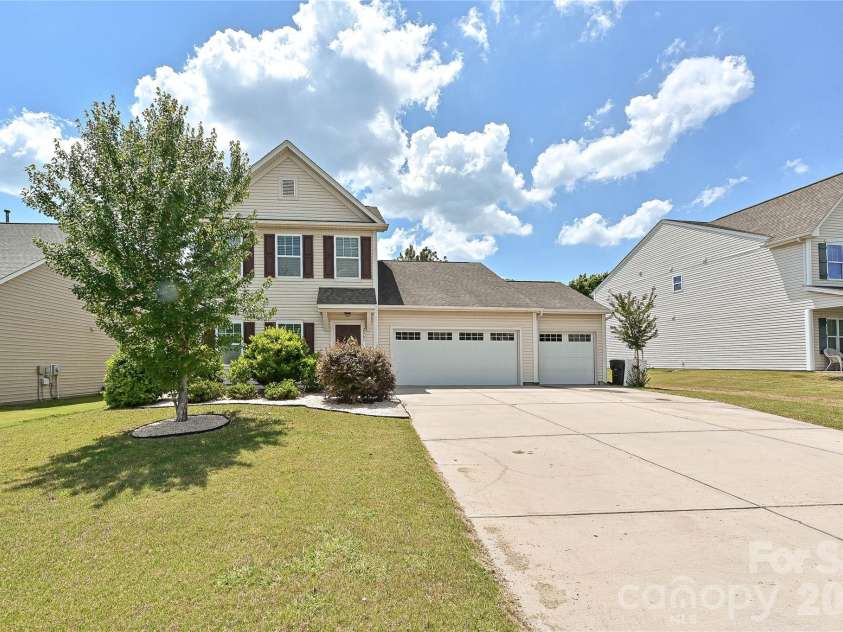 2061 Argentum Avenue, Fort Mill, SC 29707.  MLS# CAR4374521, YatesRealty ID 37709. 