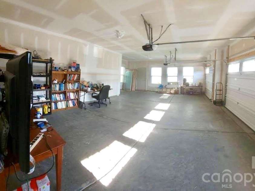 2061 Argentum Avenue, Fort Mill, SC 29707.  MLS# CAR4374521, YatesRealty ID 37709. 