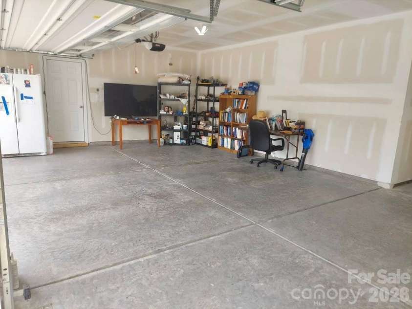 2061 Argentum Avenue, Fort Mill, SC 29707.  MLS# CAR4374521, YatesRealty ID 37709. 