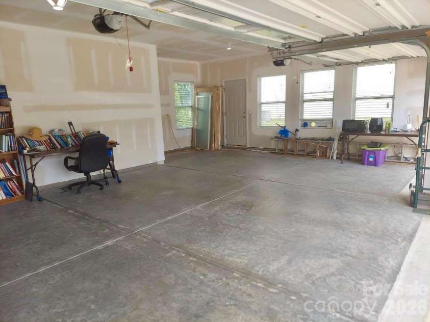 2061 Argentum Avenue, Fort Mill, SC 29707.  MLS# CAR4374521, YatesRealty ID 37709. 