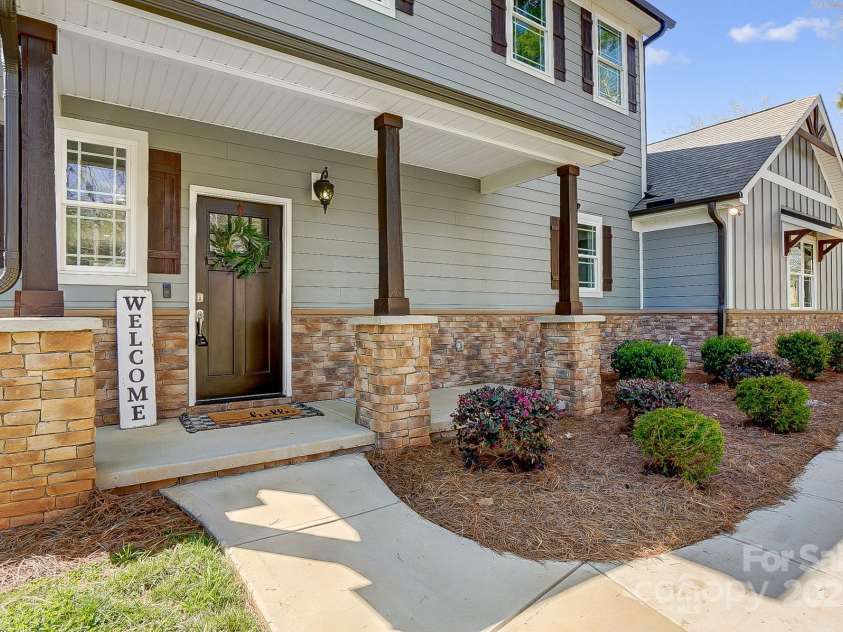 125 Arrow Point Lane, Davidson, NC 28036.  MLS# CAR4229084, YatesRealty ID 3771. 