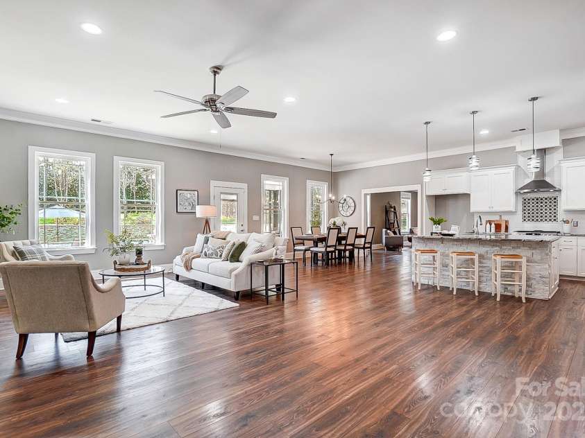 125 Arrow Point Lane, Davidson, NC 28036.  MLS# CAR4229084, YatesRealty ID 3771. 
