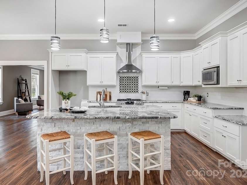 125 Arrow Point Lane, Davidson, NC 28036.  MLS# CAR4229084, YatesRealty ID 3771. 