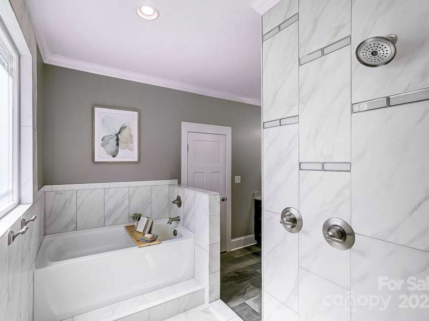 125 Arrow Point Lane, Davidson, NC 28036.  MLS# CAR4229084, YatesRealty ID 3771. 