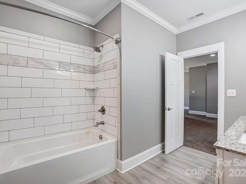 125 Arrow Point Lane, Davidson, NC 28036.  MLS# CAR4229084, YatesRealty ID 3771. 