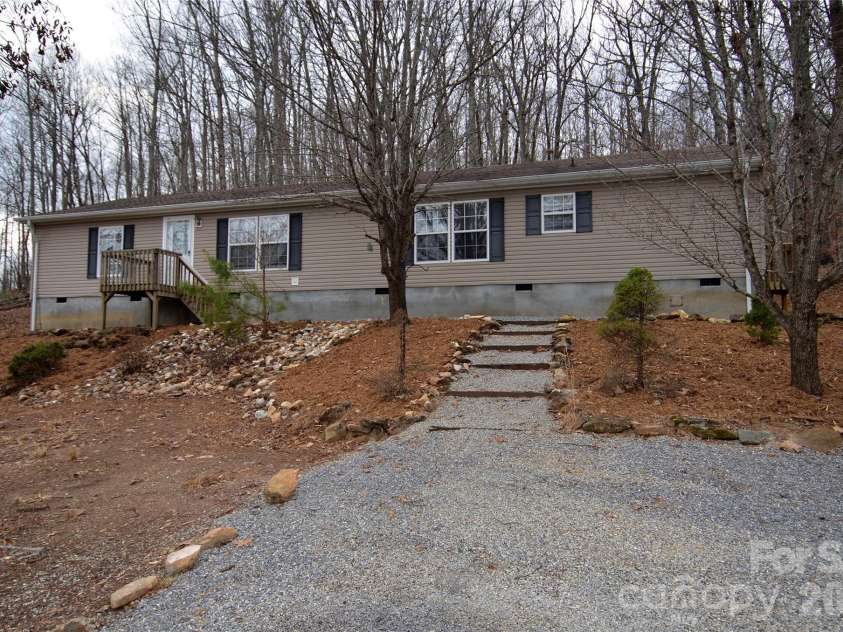 73 Walton Place Drive, Nebo, NC 28761.  MLS# CAR4340225, YatesRealty ID 3771. 