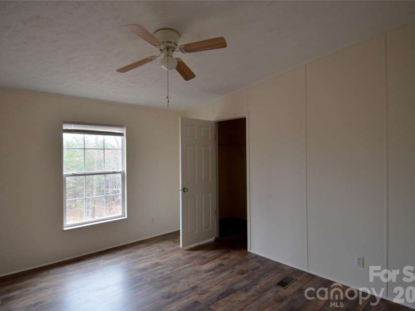 73 Walton Place Drive, Nebo, NC 28761.  MLS# CAR4340225, YatesRealty ID 3771. BR1