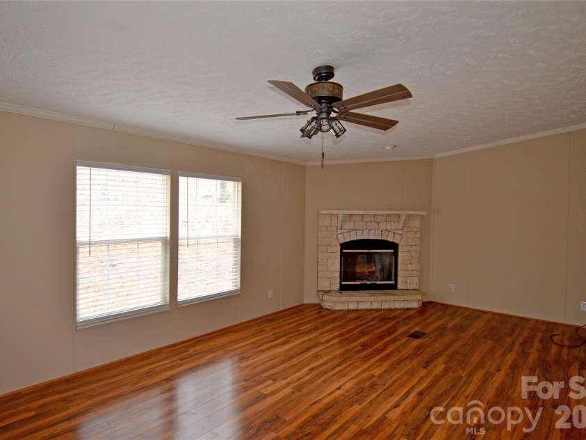 73 Walton Place Drive, Nebo, NC 28761.  MLS# CAR4340225, YatesRealty ID 3771. Den