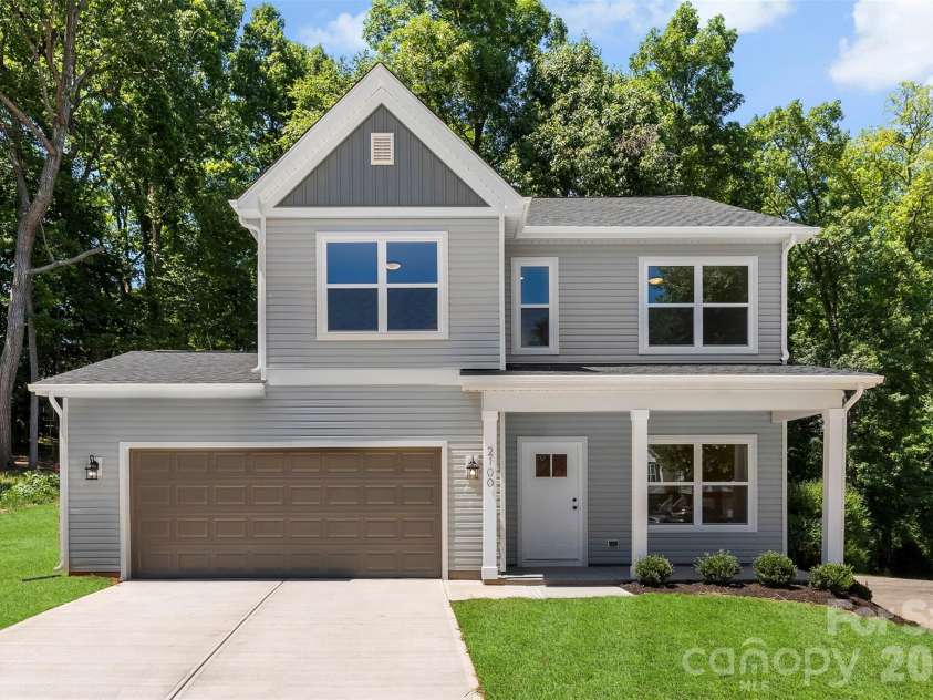 2100 Congress Court, Kannapolis, NC 28083.  MLS# CAR4386599, YatesRealty ID 37710. 