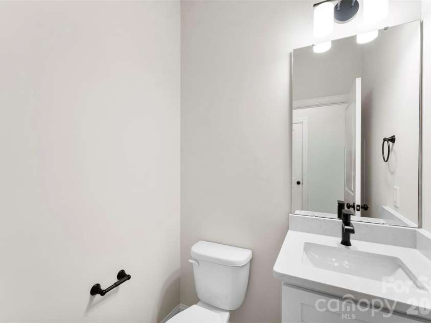 2100 Congress Court, Kannapolis, NC 28083.  MLS# CAR4386599, YatesRealty ID 37710. 