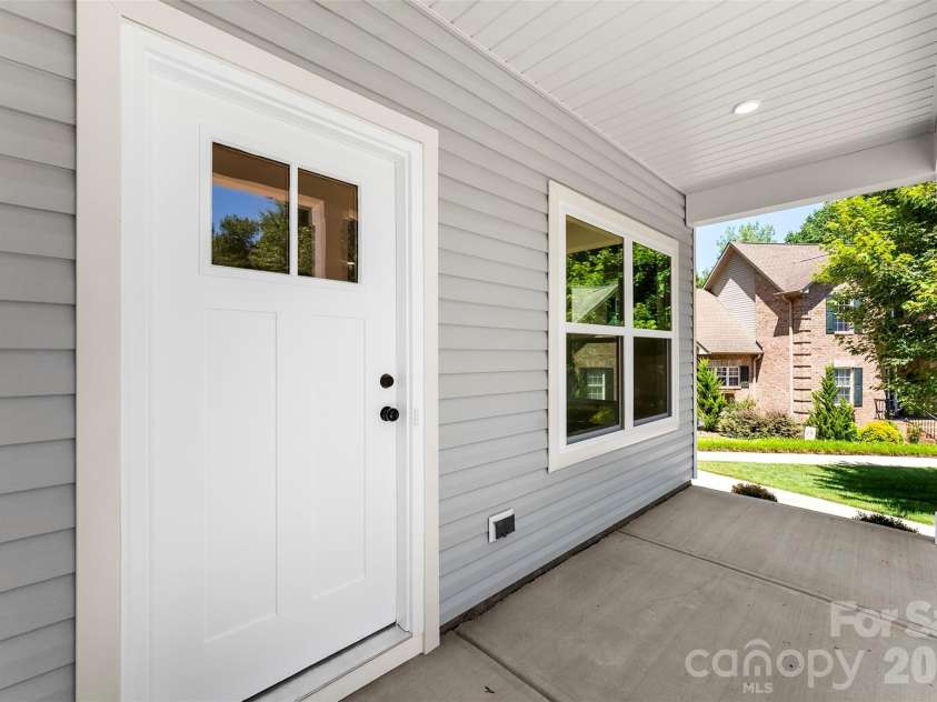 2100 Congress Court, Kannapolis, NC 28083.  MLS# CAR4386599, YatesRealty ID 37710. 