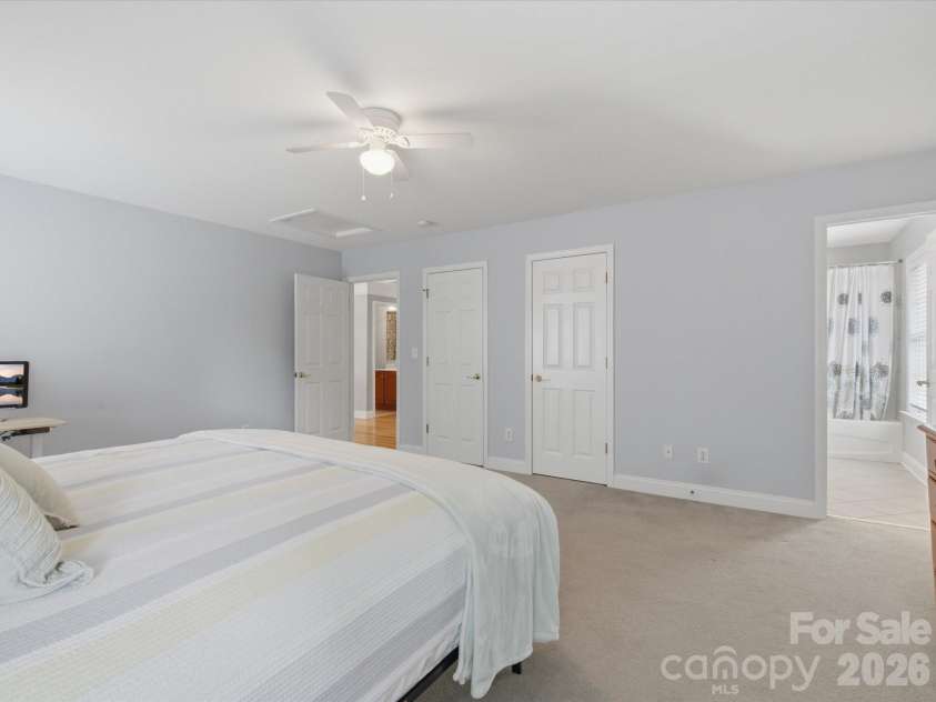 8404 Denholme Drive, Waxhaw, NC 28173.  MLS# CAR4387855, YatesRealty ID 37711. 
