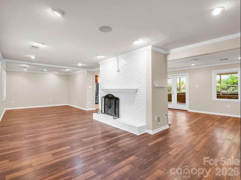 111 Dogwood Drive, Black Mountain, NC 28711.  MLS# CAR4365787, YatesRealty ID 37714. 